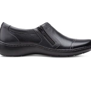 Women's Cora Giny Cushioned Zip Loafer Flats